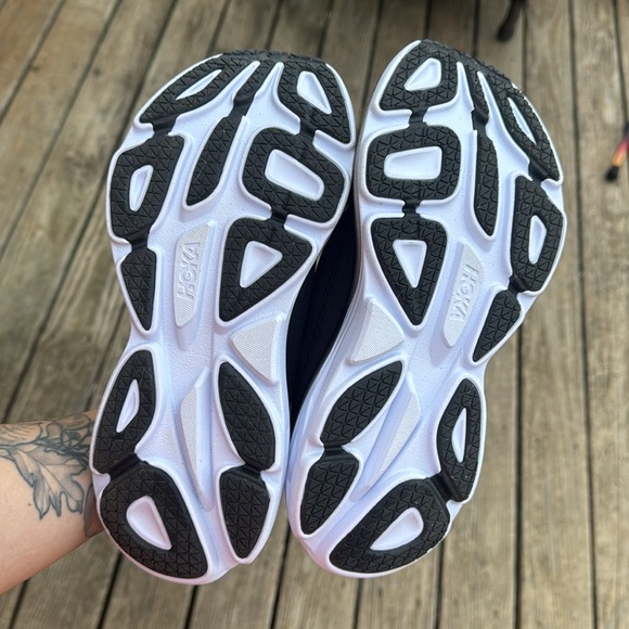 HOKA Black Athletic  BONDI 8 Sneakers - Picture 5 of 7